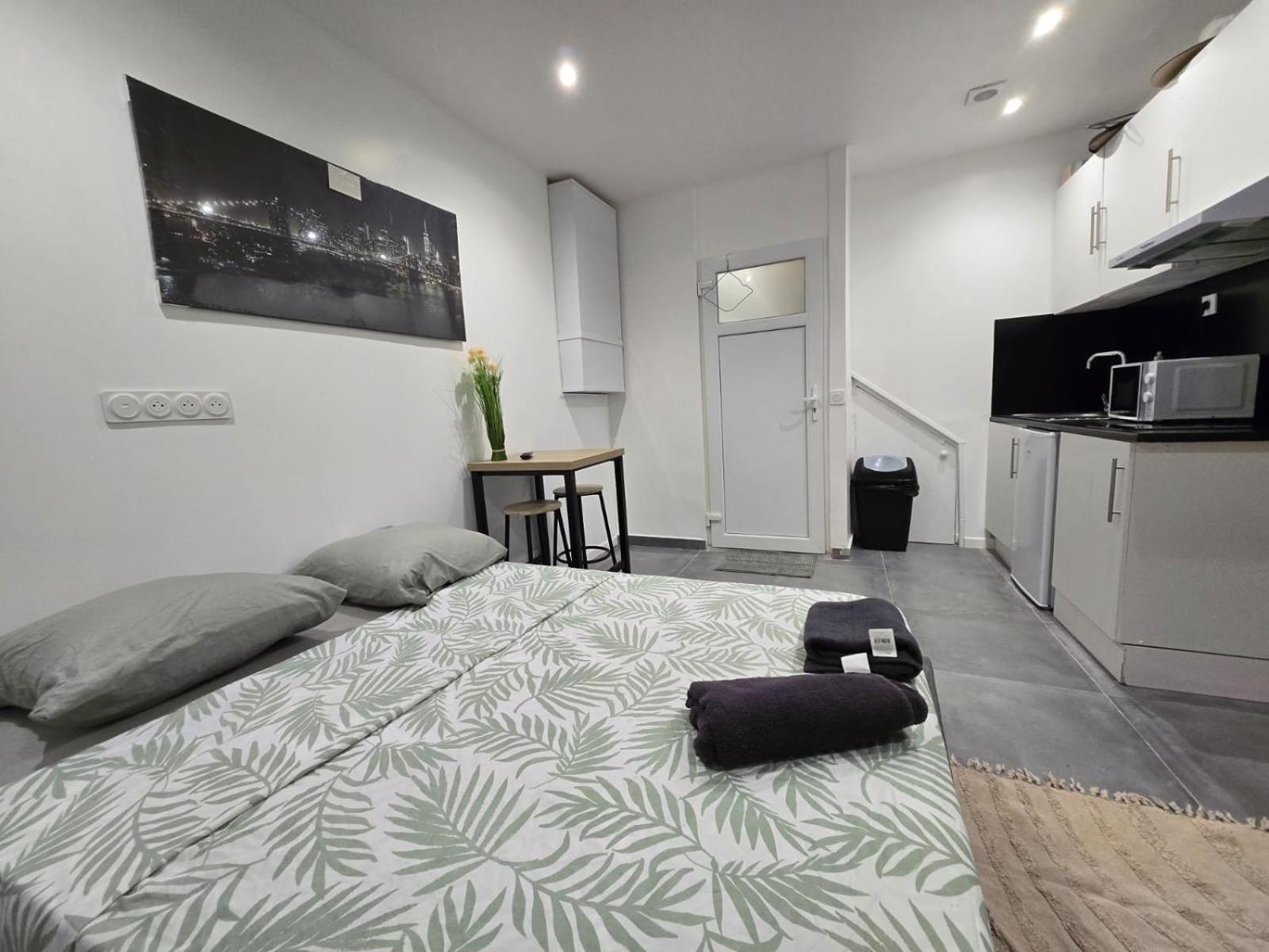 2 Studio Cosy Wifi A Meulan ภายนอก รูปภาพ